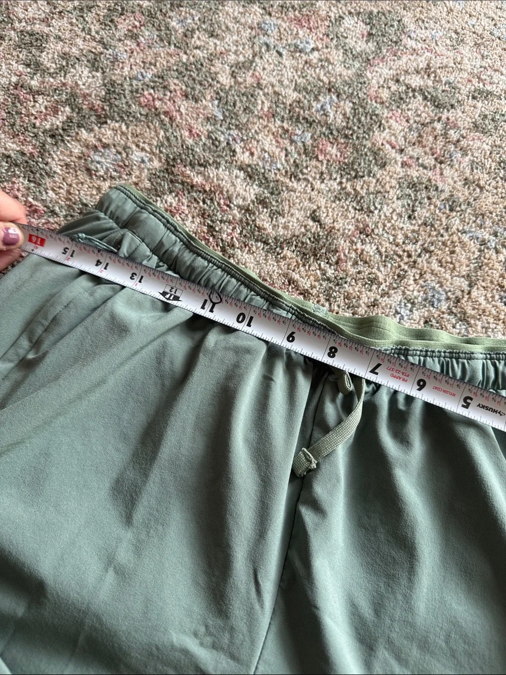 Patagonia Men's Sage Green Athletic Shorts lined size M